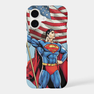 Superman tenant le drapeau américain
