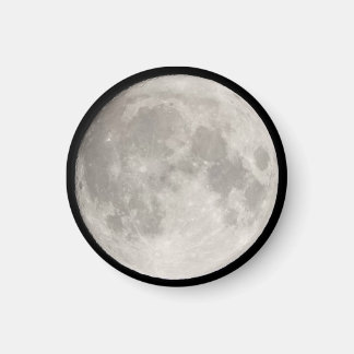 Supermoon in black sky magnet