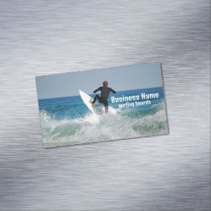 Surfer en mer. Carte de visite personnalisable