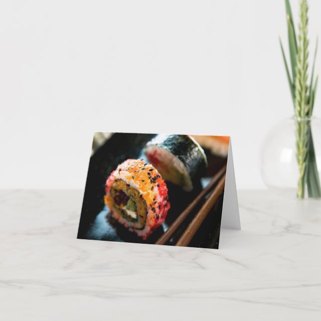 Sushi avec la carte de note noire des graines de (Devant)