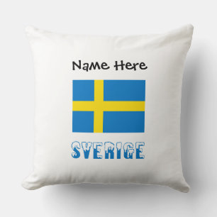 Sverige och Svensk Flagga med Ditt Namn Throw Pillow