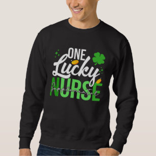 Sweatshirt la Fête de Saint-Patrick Infirmière supplémentaire