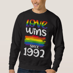 Sweatshirt L'amour gagne depuis 1992 Lgbtq Rainbow Pride Célé