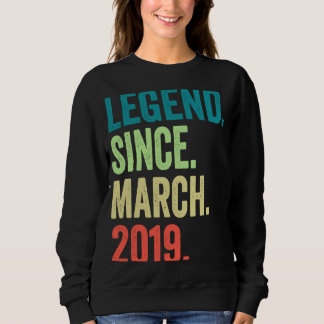 Sweatshirt Légende depuis mars 2019 Garçon fille 4 ans 4e B