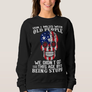 Sweatshirt Ne manquez pas avec les personnes âgées Nous n'avo