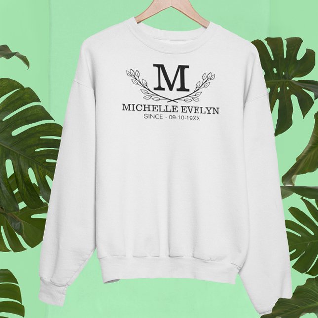 Sweatshirt Nom noir et blanc personnalisé Monogramme Age (Créateur téléchargé)