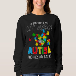Sweatshirt Un gros morceau de mon coeur a l'autisme et c'est
