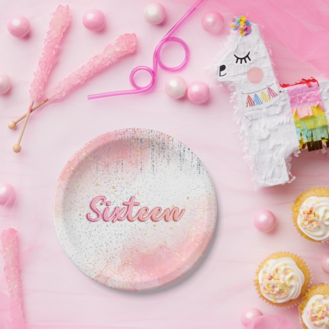 Sweet 16 Party Plates (Party)