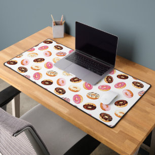Sweet Doughnut Pattern Desk Mat