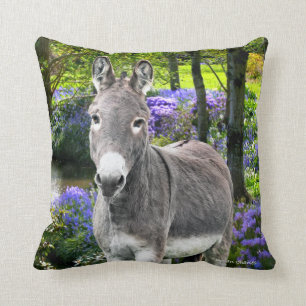"Sweet Easter" Throw Pillow