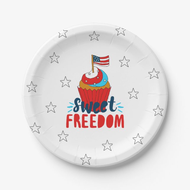 Sweet Freedom Cupcake 4th of July Art 4th of July Paper Plate (Front)
