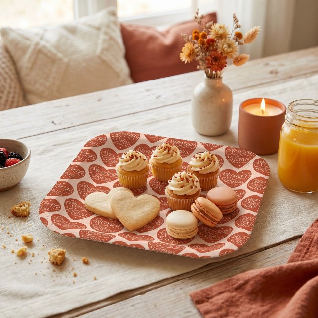 Sweet Kiss Paper Plates (Creator Uploaded)