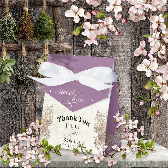 Sweet Love - Lavender Favor Box (Creator Uploaded)