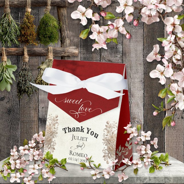 Sweet Love - Red Favor Box (Creator Uploaded)