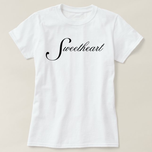 "Sweetheart" basic chic aesthetic script T-Shirt (Design Front)