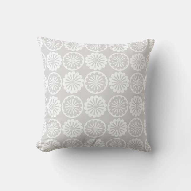 Swirl Circle Tile Pattern White Throw Pillow (Front)