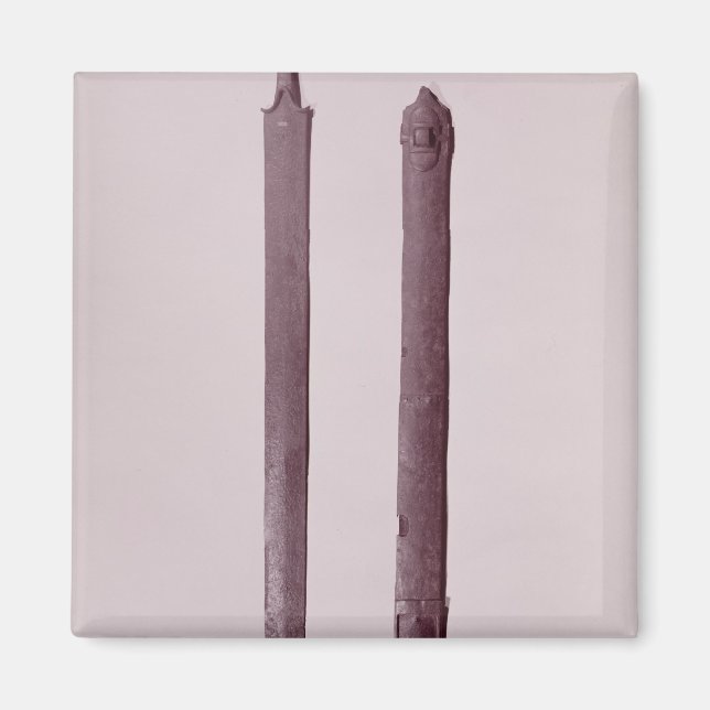 Sword and Scabbard Magnet (Front)