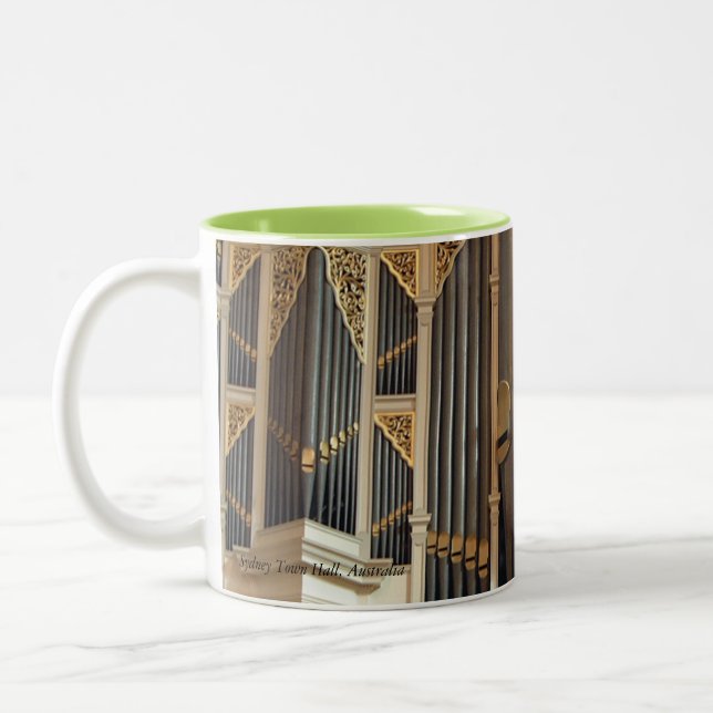 Sydney Town Hall organ close up mug (Left)