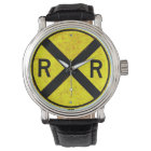 SYMBOLE DE PASSAGE DU CHEMIN DE FER JAUNE MONTRE P