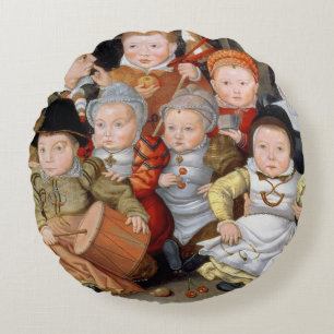 T33337 Portrait of a mother with her eight childre Round Pillow