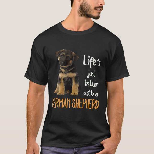 T-shirt 017 La vie est juste mieux avec un berger allemand (Devant)