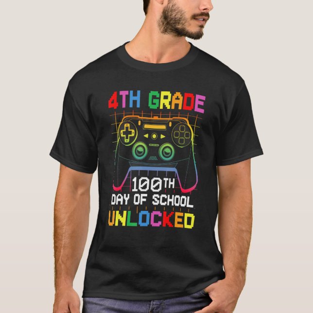 T-shirt 100th day Of School Unlocked 4th Grade Gamer Video (Devant)