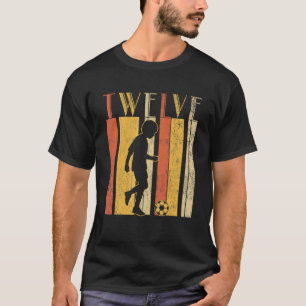 T-shirt 12e Anniversaire Soccer Sport Boys Retro Né En 201