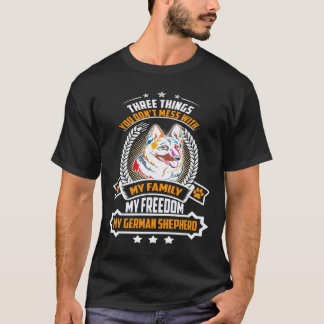 T-shirt 17 Trois choses que vous ne dérangez pas Ma famill