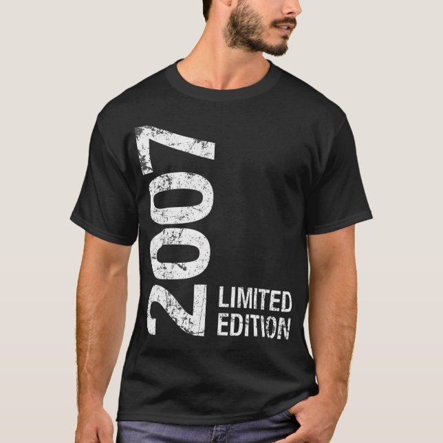 T-shirt 17E Anniversaire Cadeaux Hommes Garçon Fille 17 An (Devant)