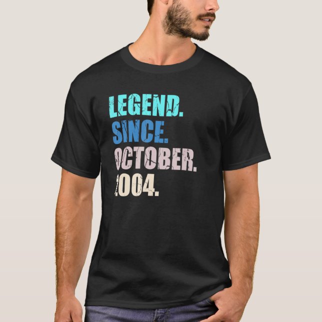 T-shirt 18 Year Old Legend Since October 2004 18th Birthda (Devant)