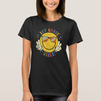 T-shirt 1st Grade Vibes Happy Face Smile Gift Back To Scho