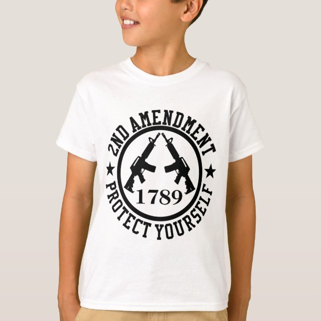 T-shirt 2e amendement AR15 Protégez-vous contre le noir (Devant)