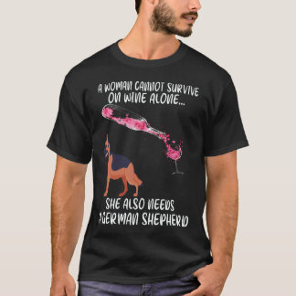 T-shirt 33 Une femme ne peut survivre au vin seul Elle a a