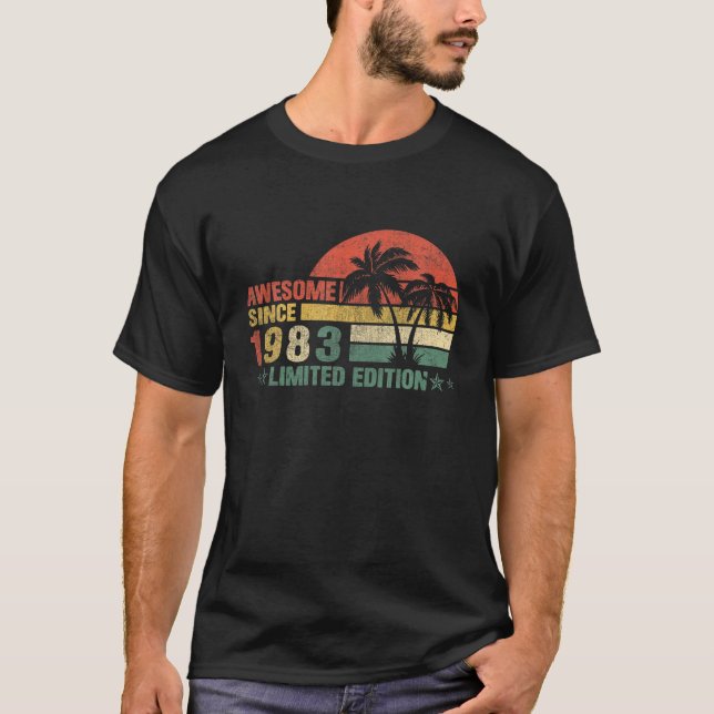T-shirt 40 ans étonnant depuis 1983 Edition Limitée 40T (Devant)