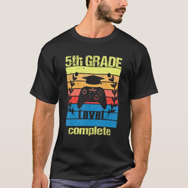 T-shirt 5th Grade Level Complete  Graduation Video Gamer (Devant)