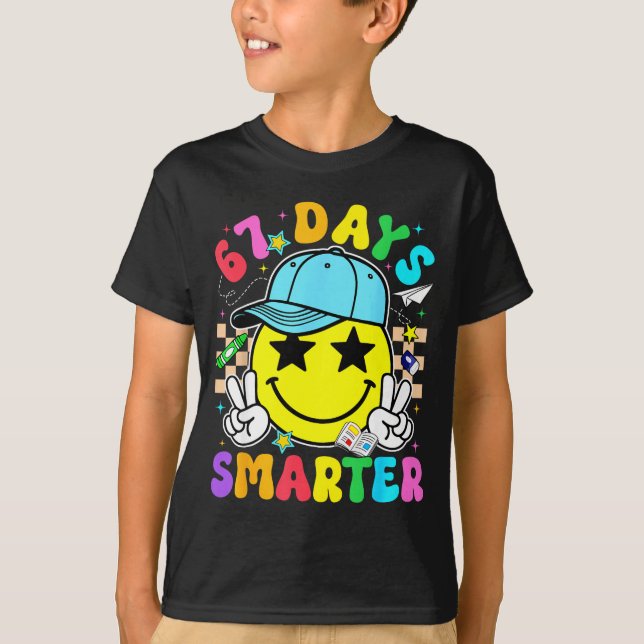 T-shirt 67th Day Of School 67 Days Smarter Teacher Boy Gir (Devant)