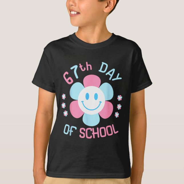 T-shirt 67th Day Of School Funny 100th Of School Students  (Devant)