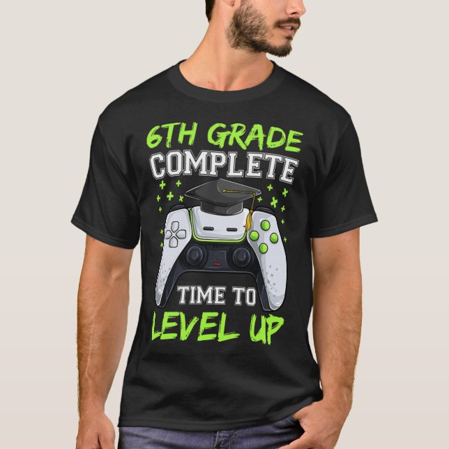 T-shirt 6e année Durée complète de mise à niveau des chemi (Devant)