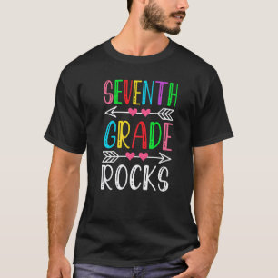 T-shirt 7e année déchire élèves et enseignants rentrent à