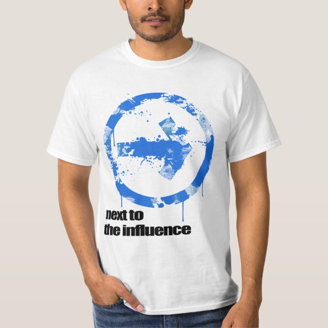 T-shirt À côté de l'influence (Devant)