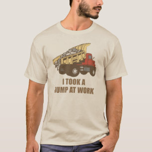 T-shirt A pris une décharge au travail