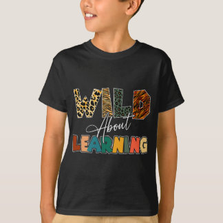 T-shirt About Learning Leopard Teacher Back To School Teac