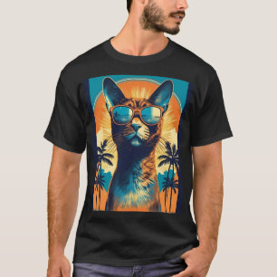 T-shirt Abyssinian Chat avec lunettes de soleil sur une pl