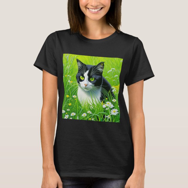 T-shirt Adorable Chat assis dans un champ de marguerites (Devant)