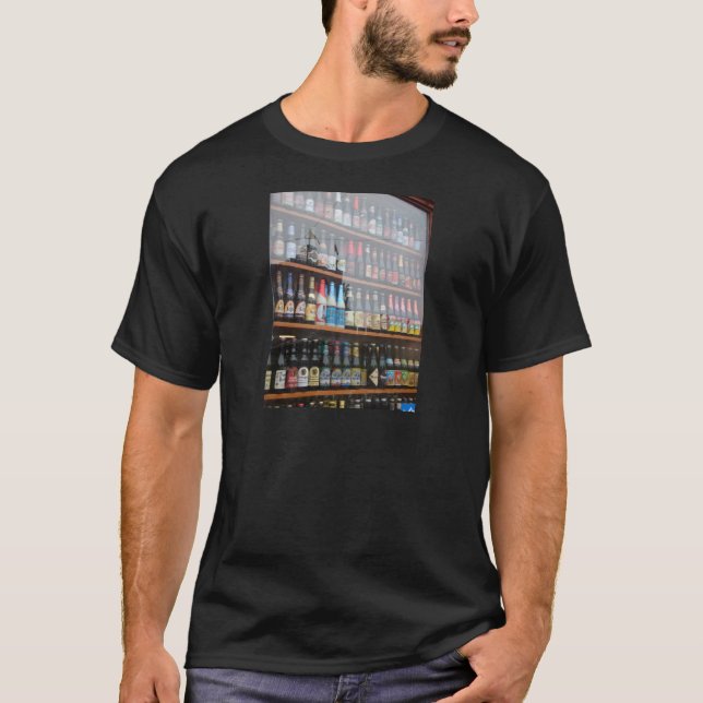 T-shirt Affichage belge de bière dans la fenêtre de (Devant)