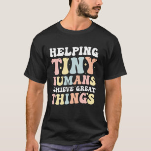 T-shirt Aider les tout-petits à réaliser de grandes choses