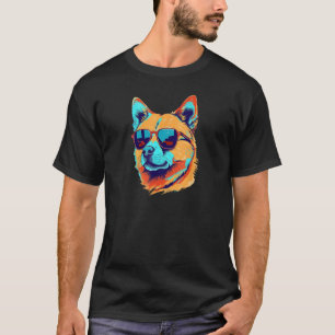 T-shirt Akita Chien portant des lunettes de soleil Retro