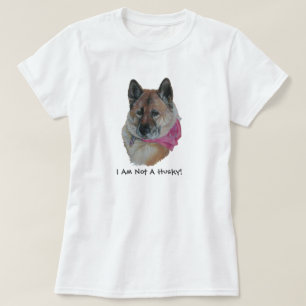 T-shirt akita rouge dans foulard rose léger coeur de sloga