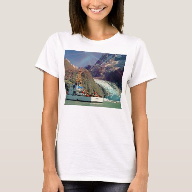 T-shirt Alaskan Mountain View avec bateau (Devant)