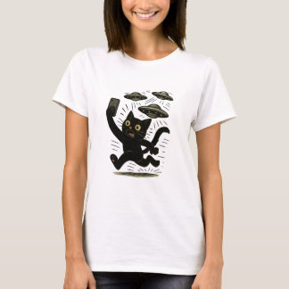 T-shirt Alien Invasion Cat Design, Selfie UFO Cat